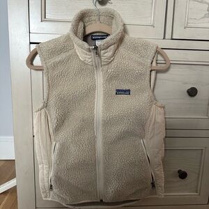 Patagonia Women's Cream Fleece Vest